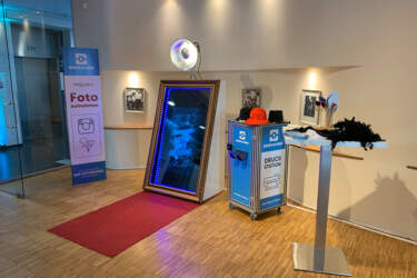 Knips-O-Mat Fotospiegel mieten Tag der offenen Tür